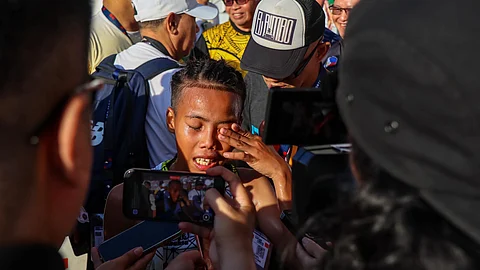 Tajarros mikuha sa unang bulawan