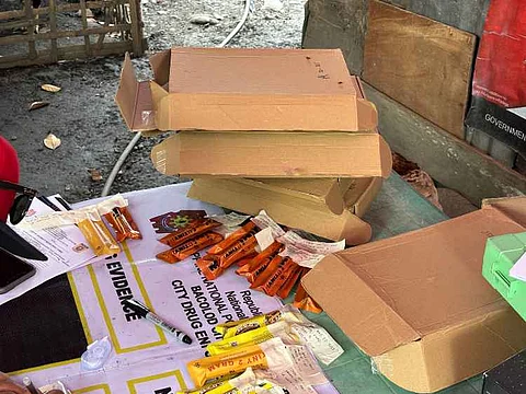 BACOLOD. The Bacolod City Police Office (BCPO) recovers another P823,500 worth of dried marijuana leaves and liquid marijuana in a follow-up operation in Oriarte Subdivision, Barangay 3, Poblacion, La Carlota City, Negros Occidental on Tuesday afternoon, May 27.