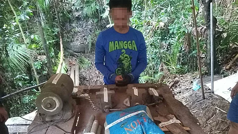 Manghimuay og armas, sikop