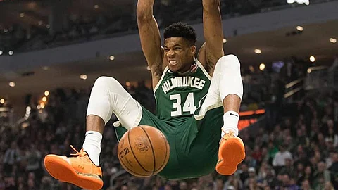 Giannis gituohang magpabilin sa MB