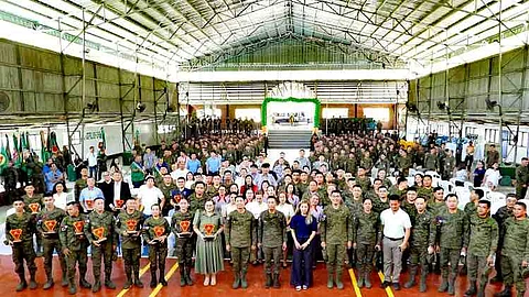 CAPIZ. Lieutenant General Roy M. Galido, commanding general of the Philippine Army, and Major General Michael G. Samson, commander of the 3rd Infantry Division, lead the awarding of outstanding stakeholders and personnel during the 51st Founding Anniversary celebration at Camp Peralta, Jamindan, Capiz on May 30, 2025.