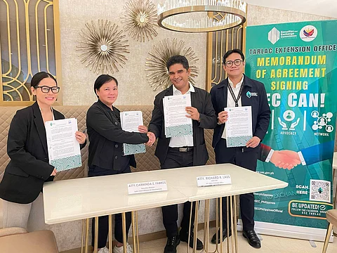 COLLABORATION. SEC-Tarlac Director Atty. Richard R. Laus and SCAD Executive Director, Atty. Carminda Z. Fabros, along with SEC Information Officer Mark M. Catacutan and SCAD Legal Counsel Atty. Aliw V. Del Rosario signed an agreement for the further development of the Subic-Clark corridor. (Photo courtesy of SEC)
