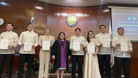 Team Mandaue officials vow unity