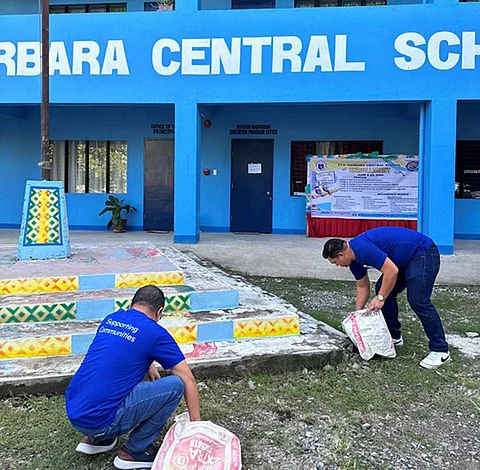 ZAMBOANGA. SM City Mindpro and SM City Zamboanga join hands in supporting the Department of Education’s Brigada Eskwela 2025 through a meaningful outreach initiative at Sta. Barbara Central School on Wednesday, June 11.