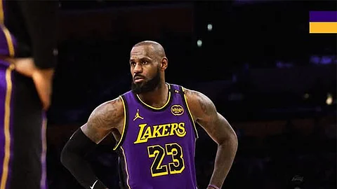 LBJ magpakunhod sa iyang suweldo