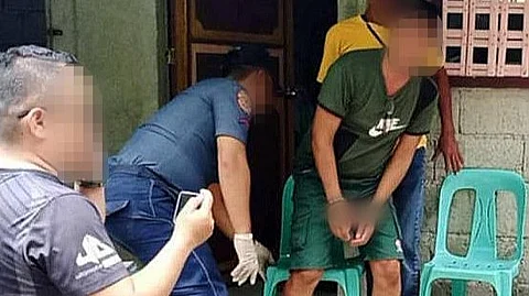 AKLAN. A .38-caliber revolver and a 40mm rifle grenade were seized from a 65-year-old man during a search warrant operation in Barangay Toledo, Nabas, Aklan, on June 12, 2025.