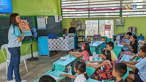 27 milyunes ka tinun-an mibalik sa klase