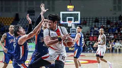 Beermen mitumba sa kampiyon nga Bolts