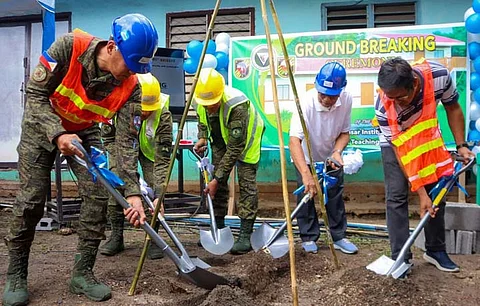 ZAMBOANGA. The Army’s 101st Infantry Brigade initiates the renovation of the Attaqwa Islamic Institute for Holy Qur’an Memorization and Arabic Language Teaching in Tabuk village, Isabela City, Basilan. A groundbreaking ceremony was held on Friday, June 20, signaling the start of the renovation, which is undertaken in close collaboration with the 4th and 6th Special Forces Battalions of the Army.
