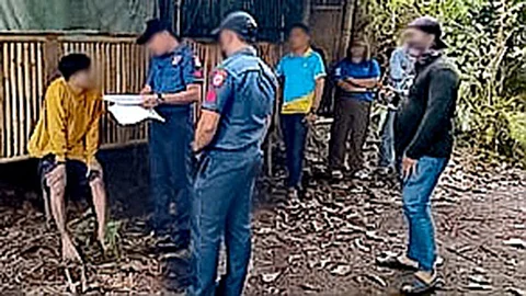 Capiz police seize grenade, live ammunition in Roxas City raid