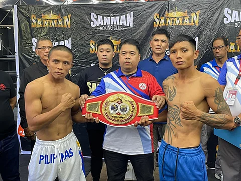 READY TO RUMBLE. Vince Paras (left) means business as he faces former world title challenger Sarawut Thawornkham (right) in General Santos City. /