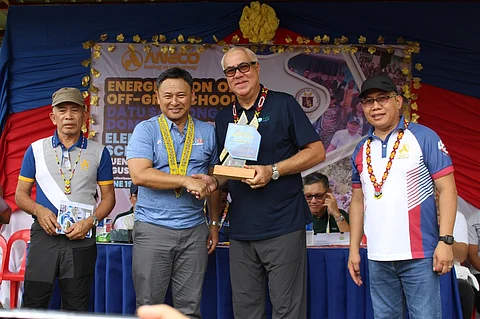 Reaching the ‘last mile’ – FDC Misamis President and CEO Juan Eugenio Roxas joins DepEd Secretary Juan Edgardo “Sonny” Angara and local officials in visiting the first school under the Off-Grid School Electrification Program.