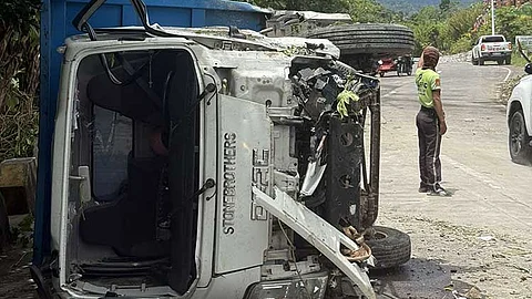 Silay City mourns death of 7 in road crash
