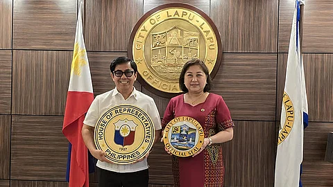 Kalambuan sa Lapu-Lapu pasalig sa magtiayong Chan