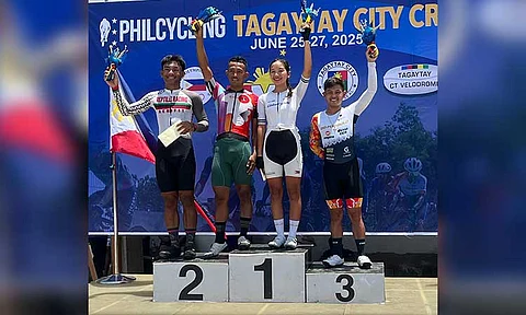 Maritanya Krogg remained unbeatable and Ronnel Hualda nosed out his fellow veterans on Day 1 of the PhilyCling Tagaytay City Criterium 2025 on Wednesday.