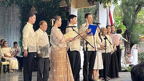 Newly elected Antique officials sworn into office