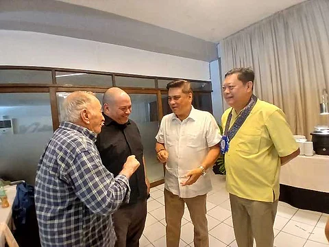 ILOILO. Senator Juan Miguel Zubiri inaugurates water project in Kabankalan City with Luis Azcona, Kabankalan City Water District chairman of the board, Sugar Regulatory Administrator Pablo Azcona, and Negros Occidental Fifth District Rep. Emilio Bernardino Yulo on Tuesday, July 1.