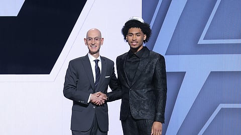 No. 2 pick Harper gioperahan ang left thumb