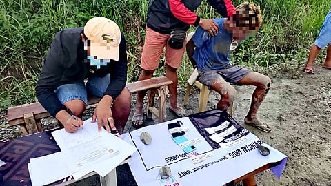 ILOILO. Police operatives display approximately 80 grams of suspected shabu worth P544,000 confiscated during the arrest of alias Michael, a 29-year-old high-value individual, following a month-long surveillance operation conducted by the Iloilo Police Provincial Office Provincial Drug Enforcement Unit led by Police Major Dadje B. Delima in Barangay Banban, Pequeño, Calinego, Iloilo on July 25, 2025.