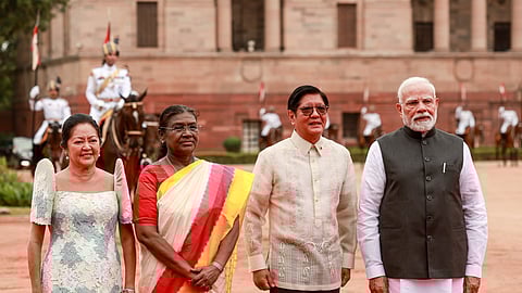 President Ferdinand Marcos Jr. and First Lady Louise Araneta-Marcos are formally welcomed by Indian President Droupadi Murmu and Prime Minister Narendra Modi at the Rashtrapati Bhavan in New Delhi on Tuesday, August 5, 2025. (PNA Photo)