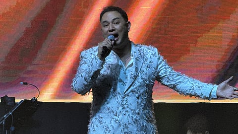 Jed Madela makabirit gihapon, milingaw sa Sugboanon