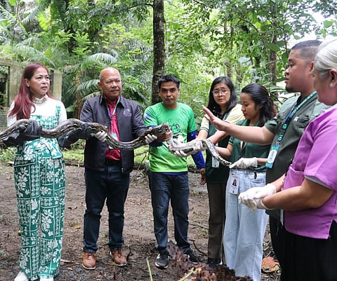 ZAMBOANGA. The Department of Environment and Natural Resources (DENR), Department of Agriculture (DA), and the Zamboanga del Sur provincial government signed an accord on Tuesday, August 12, formally renewing their commitment to protect and conserve wildlife in the Zamboanga Peninsula. The signing of the pact was highlighted by the release of a reticulated python and a yellow-headed water monitor lizard back into their natural habitats.