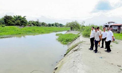 PROJECT MONITORING. President Ferdinand R. Marcos Jr. visits the rehabilitation of the river protection structure in Barangay Bulusan and the flood mitigation structure in Barangay Frances, both in Calumpit, Bulacan, on Friday (Aug. 15, 2025). Flood mitigation projects in the country are under investigation. (Presidential Communications Office photo)