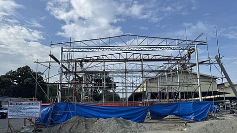 Pagtrabaho sa garahe sa DC Bus padayon