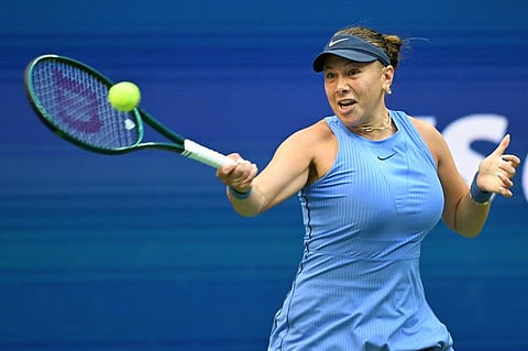 Sinner stays perfect