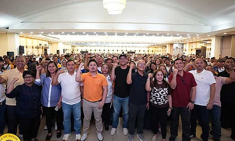 The provincial government honored barangay captains from the second district for their contributions to grassroots governance during the “Gabi ng Parangal” of the Liga ng mga Barangay Provincial Congress on September 4, 2025.