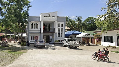 Sapa sa barangay taw-an?