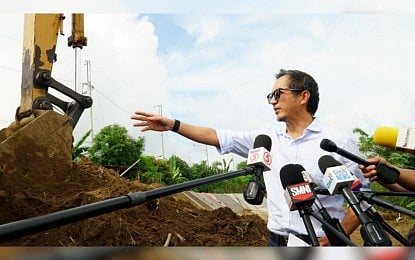 INSPECTION. Department of Public Works and Highways Secretary Vince Dizon inspects an alleged "ghost project" in Barangay Sipat, Plaridel, Bulacan in this undated photo. The Philippine National Police said it will provide protection to DPWH during inspection of major flood control projects.