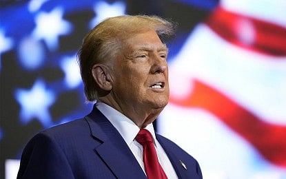 Trump eyes oil gold; CEOs see red flags