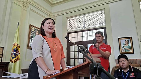 Baricuatro invites governors
to anti-corruption meeting