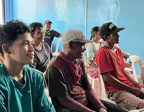 ZAMBOANGA. The Ministry of Agriculture, Fisheries, and Agrarian Reform (Mafar)-Sulu conducts fishery resources awareness campaign for the Sama-Bajau community in Jolo, Sulu on Wednesday, September 24. The activity was part of the observance of Fish Conservation Week.