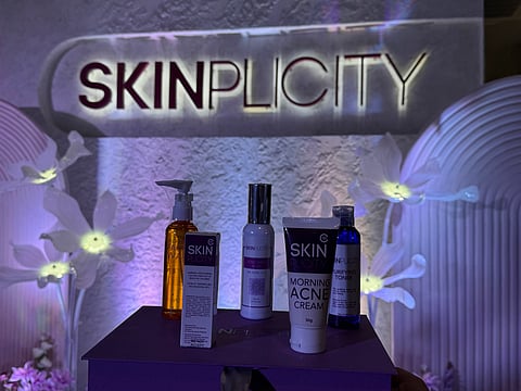 SKINPLICITY offers an array of skin products that enhances one's glow and youth.