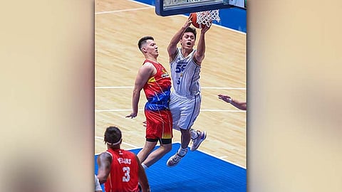 TNT, Ginebra face off