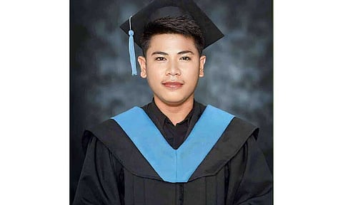 Mekeni employee completes
BSEED as Magna Cum Laude