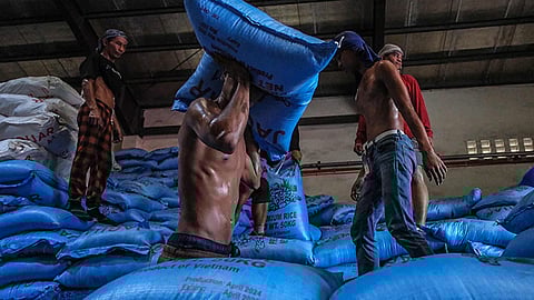 Rice importer mokiha, gipasanginlan nga nag-smuggle og bugas