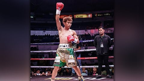 Angkunon ang tanang mga titulo