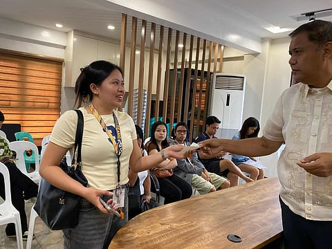 Honor students
receive cash gift