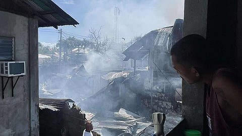 Massive fire guts 30 homes in Barangay Buaya, Lapu-Lapu City