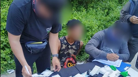 ZAMBOANGA. Lawmen arrest a high-value individual (HVI) suspect and seize some P3.4 million worth of illegal drugs in an anti-drug operation ON Monday, November 17, 2025, in Purok 1, Sinunuc villge, Zamboanga City.(SunStar Zamboanga)