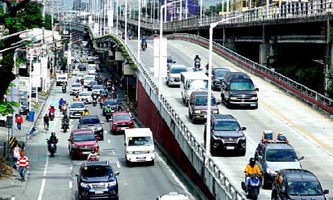 VEHICLE SALE. Vehicles plying EDSA in this December 2024 photo. Sales of motor vehicles rose by 4.96 percent on a monthly basis in October 2025, driven by the number of Asian utility vehicles and multi-purpose vehicles, data released by the Chamber of Automotive Manufacturers of the Philippines Inc. on Monday (Nov. 17, 2025) showed. (Photo by Ben Briones)