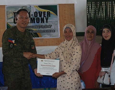 ZAMBOANGA. The 32nd Infantry Battalion (32IB), in partnership with KAFI Peace and Mindanao Foundation Incorporated, turned over on Tuesday, November 25, a Cassava Processing Project to a women’s organization in Sumisip, Basilan—fueling women empowerment and sustainable livelihood across the community.