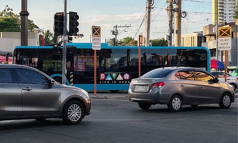 DAVAO BUS. A unit of the Davao Bus Project (DBP) was spotted along J.P. Laurel Avenue corner R. Magsaysay Avenue on Wednesday, November 25, 2025. The DBP, officially known as the Davao Public Transport Modernization Program (DPTMP), aims to establish an integrated and sustainable urban transport system in Davao City.