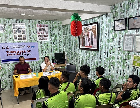 DOLE grants P820,000 aid to small sole proprietor establishment in Pagadian