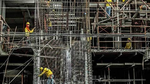 More Filipinos jobless in October despite higher participation