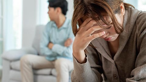 Moises: Who suffers more after breakups: men or women?