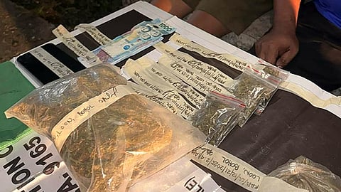 Parcel nga adunay marijuana, nasakmit